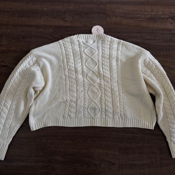 Camila Coelho Cable-Knit Sweater – Cream – Size L – NWT - Picture 7 of 9